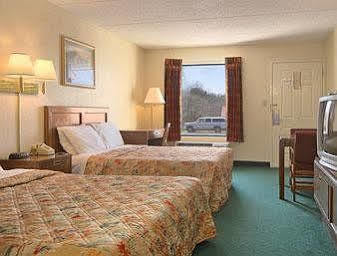 Days Inn By Wyndham Apple Valley Pigeon Forge/סביירוויל מראה חיצוני תמונה